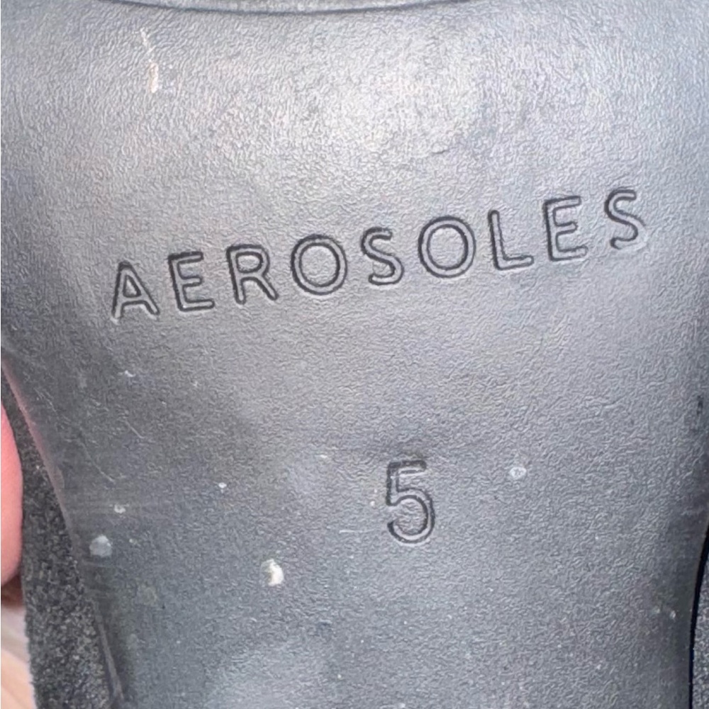 AEROSOLES Black Ankle Booties Comfortable Stylish - Picture 4 of 4